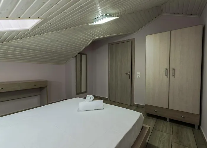 George * Σκάλα Ποταμιάς